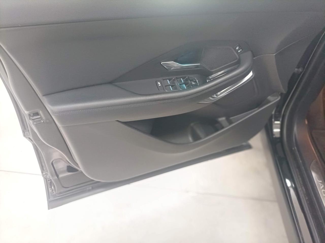 Jaguar E-Pace 2.0D 150 CV AWD aut. S 03/2018