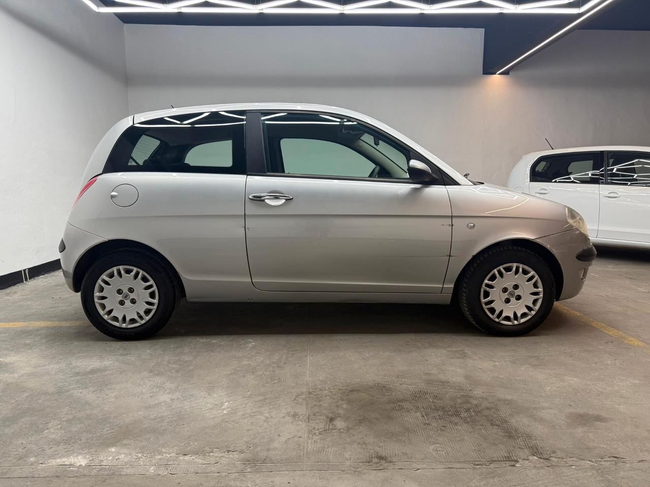 Lancia Ypsilon 1.2 Oro