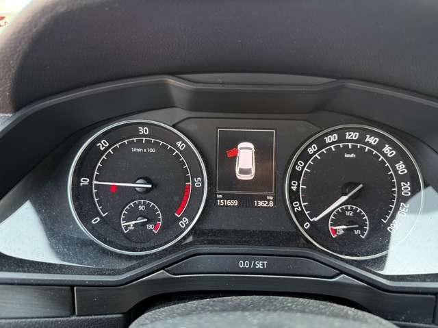 Skoda Superb Superb Wagon 2.0 tdi Ambition 150cv dsg
