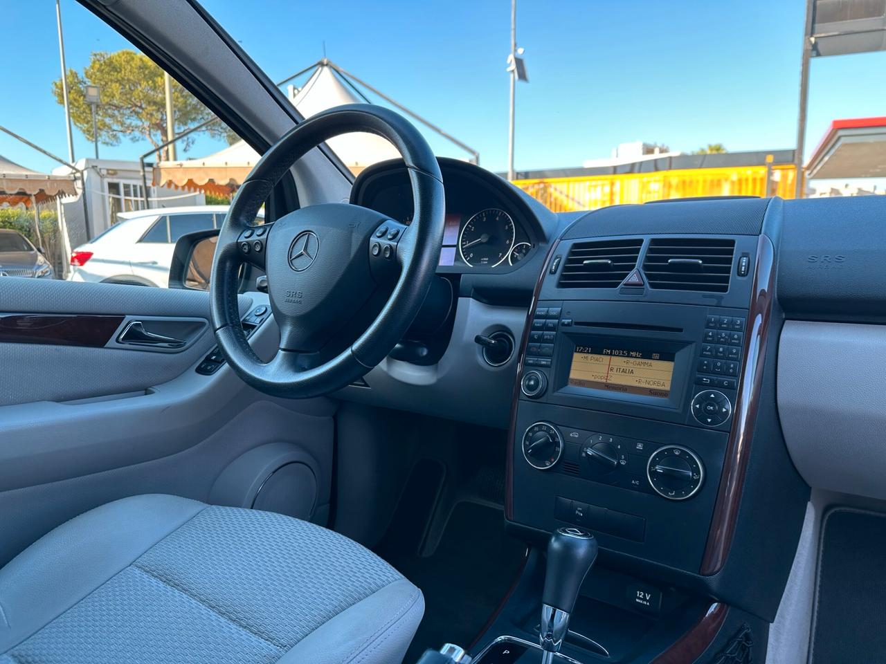 MERCEDES-BENZ A 170 Elegance aut.