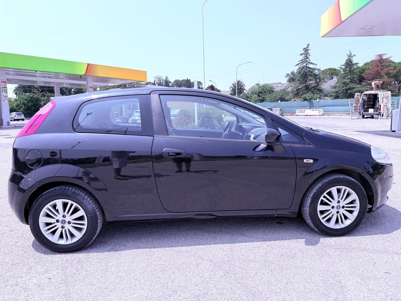 Fiat Grande Punto 1.2 Ok neopatentati