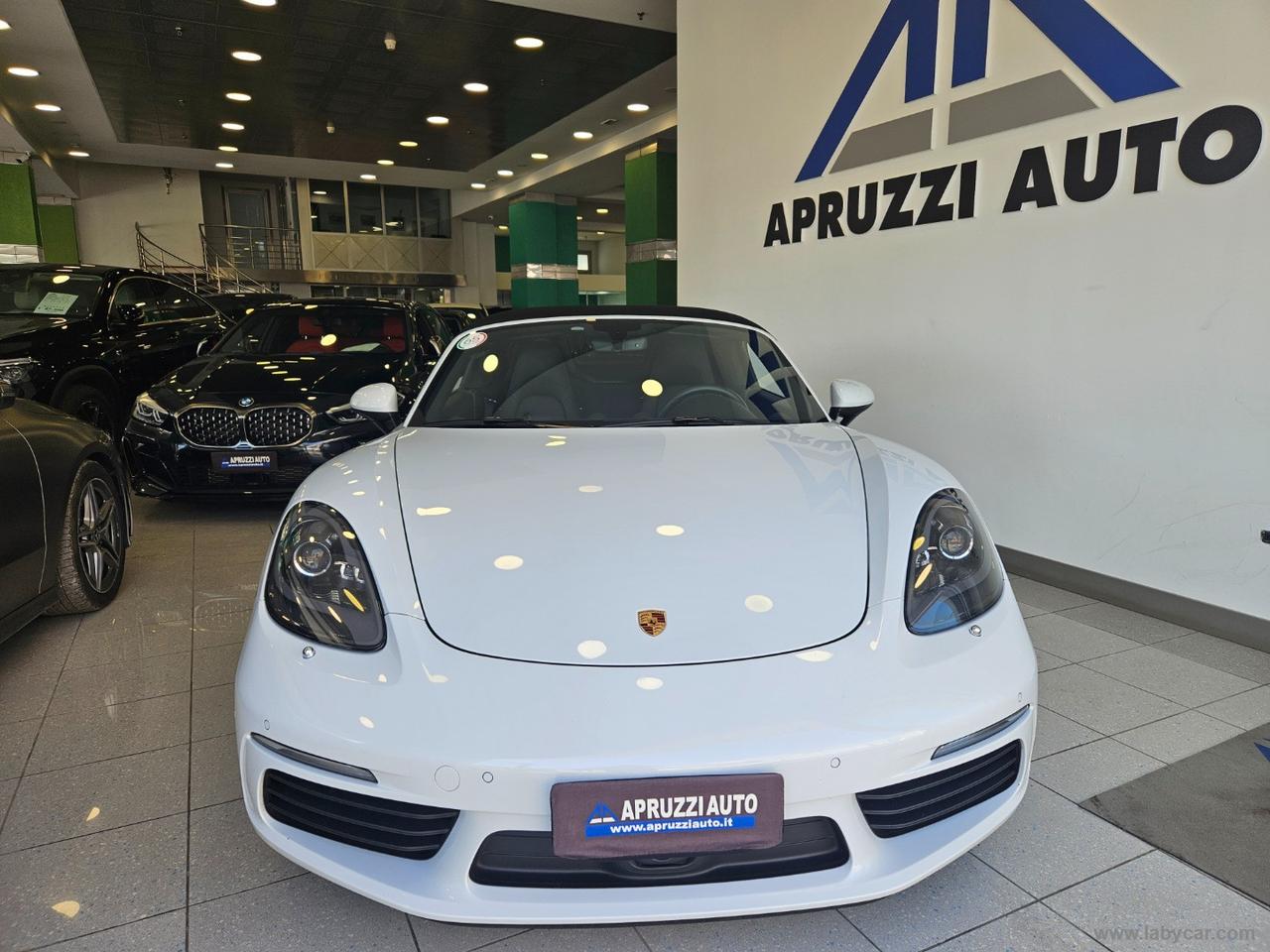 PORSCHE 718 Boxster