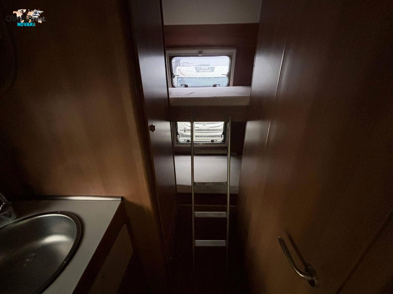 PLA PLASY 65 by GIOTTI LINE- mansardato con letti a castello in coda e garage a volume variabile