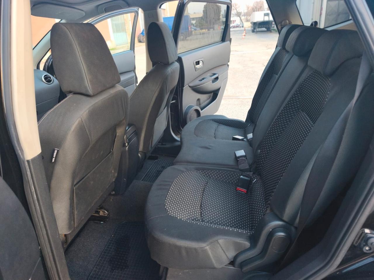 Nissan Qashqai 2009---1.5 Diesel 7 Posti