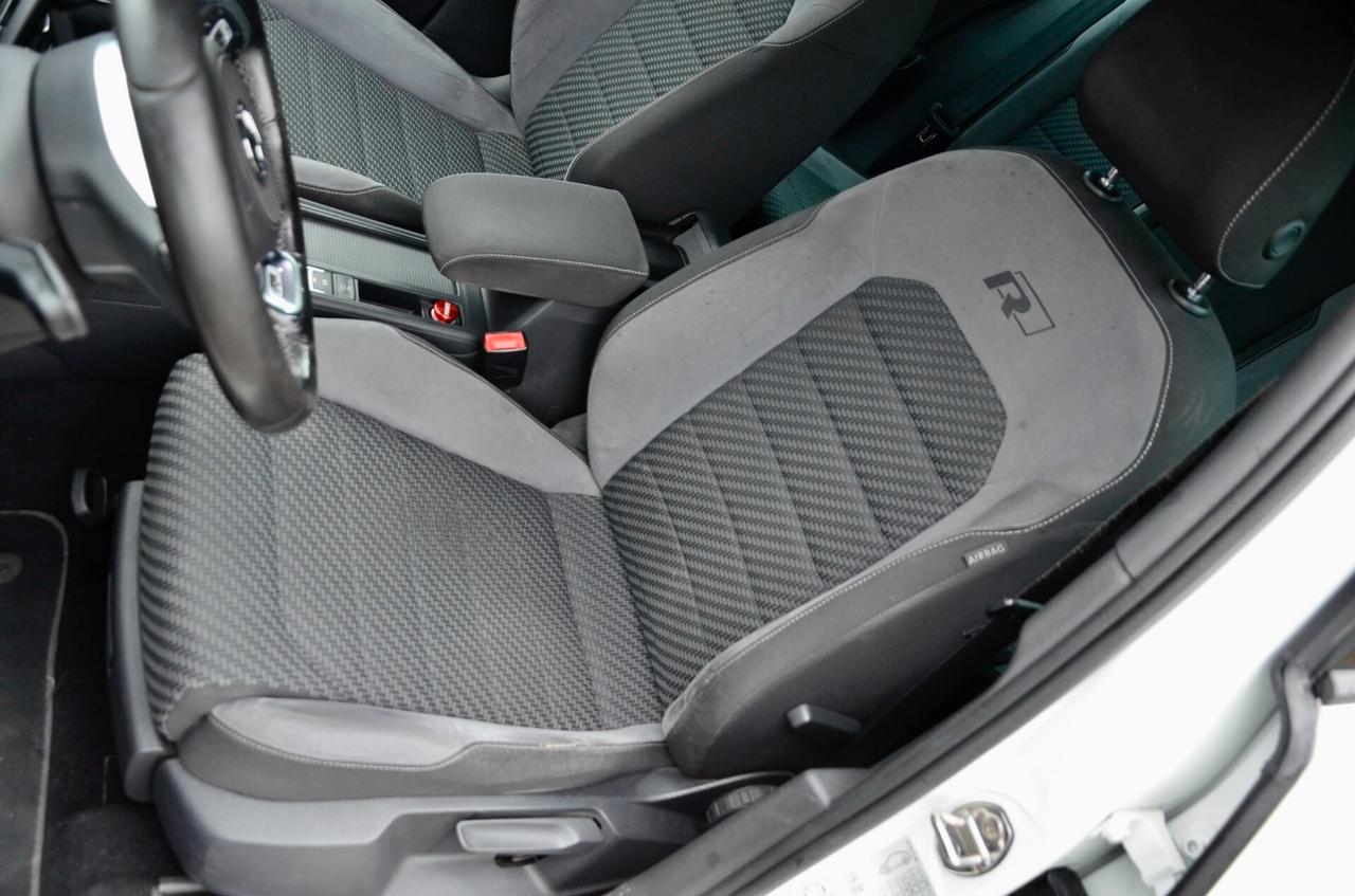 VW GOLF 5p 2.0 R-LINE SPORT EDITION 150cv, UFF ITALIANA, SERVICE DIMOSTRABILI, FULL LED, LUCI LED AMBIENTE, PERMUTE