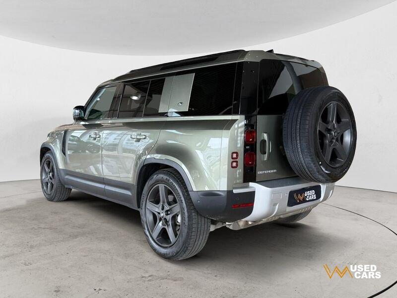 Land Rover Defender 3.0D I6 200 110 SE AWD auto.