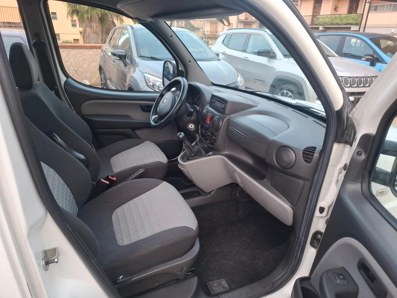 Fiat Doblò - 1.9 JTD RAMPA DISABILE