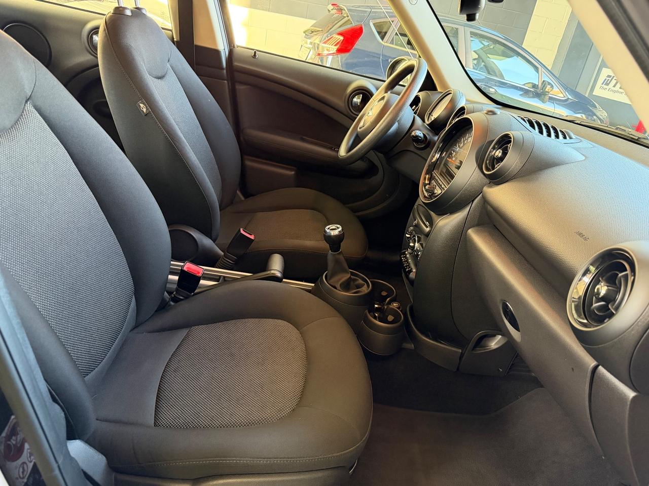 Mini One D Countryman 1.6d 90cv —SOLO 42.000KM—