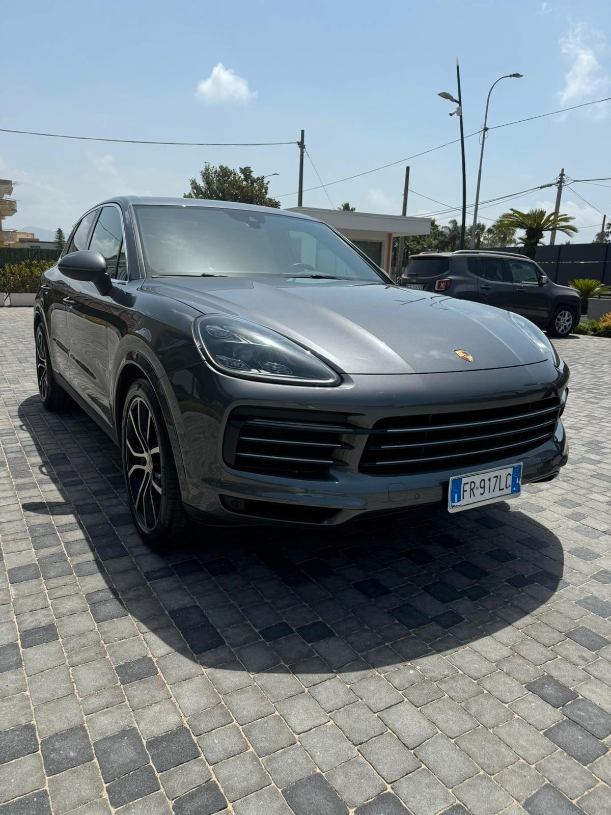 Porsche Cayenne 2019