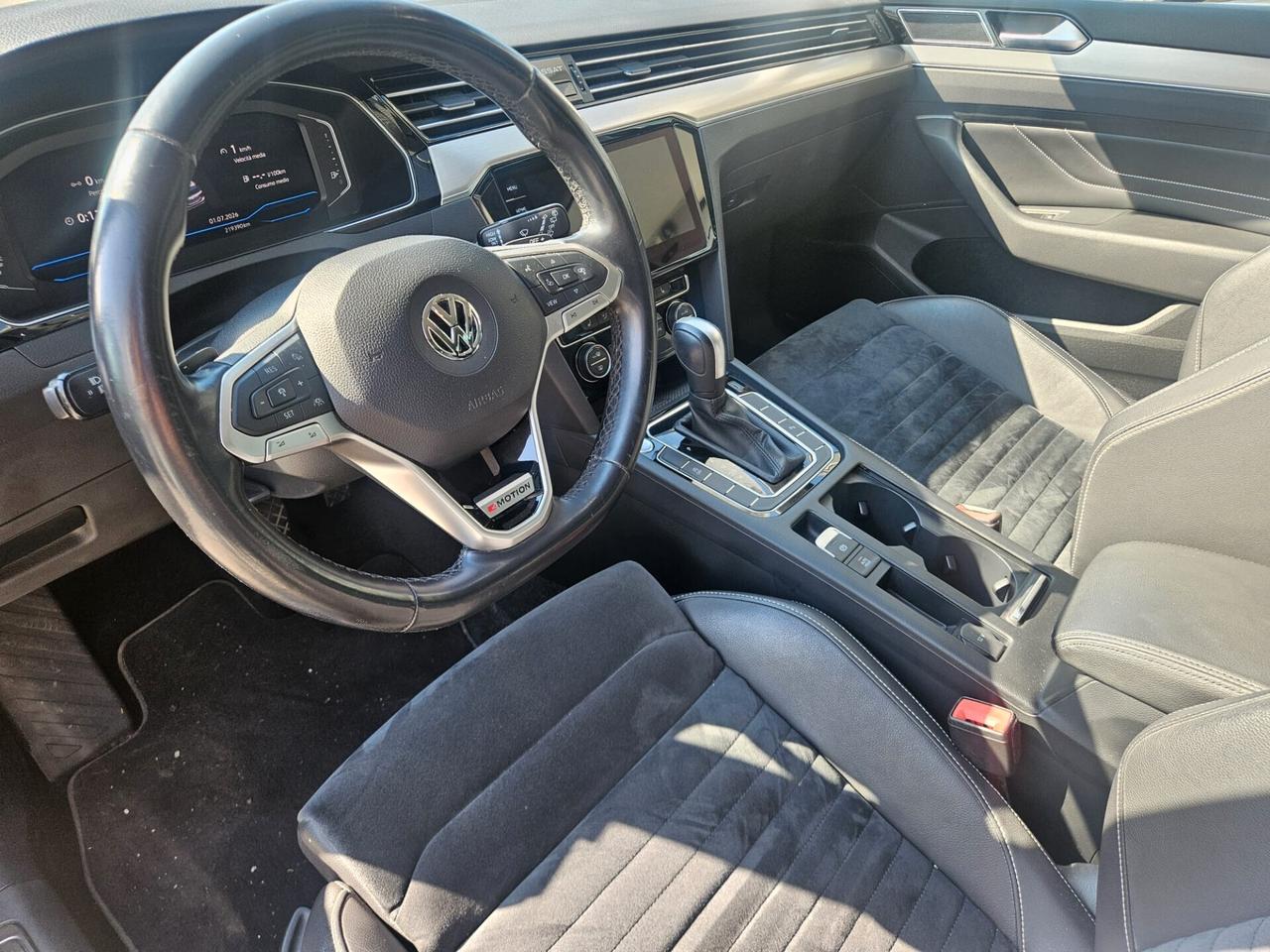 Volkswagen Passat Variant 2.0 TDI SCR 190 CV 4MOTION DSG Executive BMT