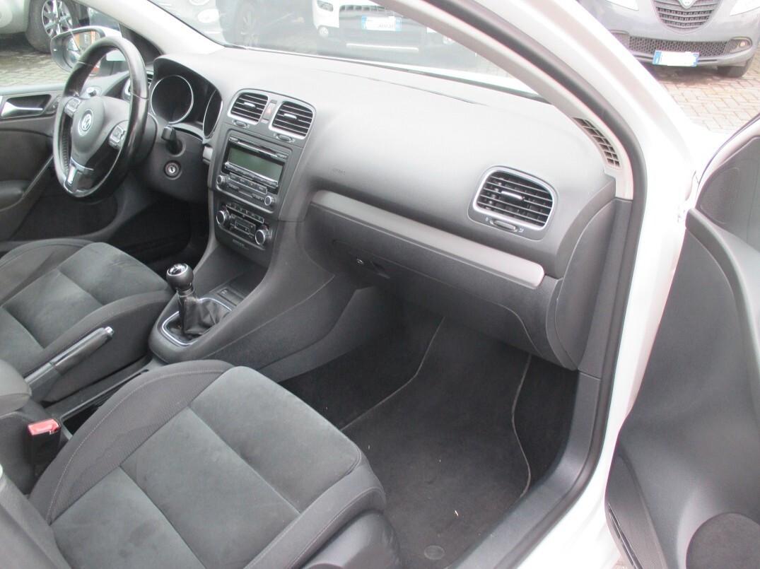 Volkswagen Golf 1.4 TSI 122CV 5p. Highline Per Neopatentati