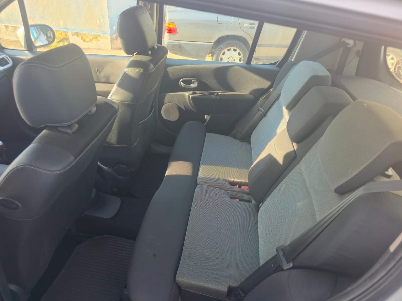 Renault Modus 1.5 dCi 85CV Dynamique