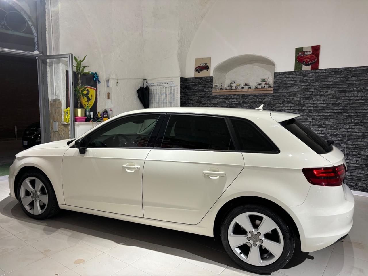 Audi A3 Sportback 1.6 tdi 105cv