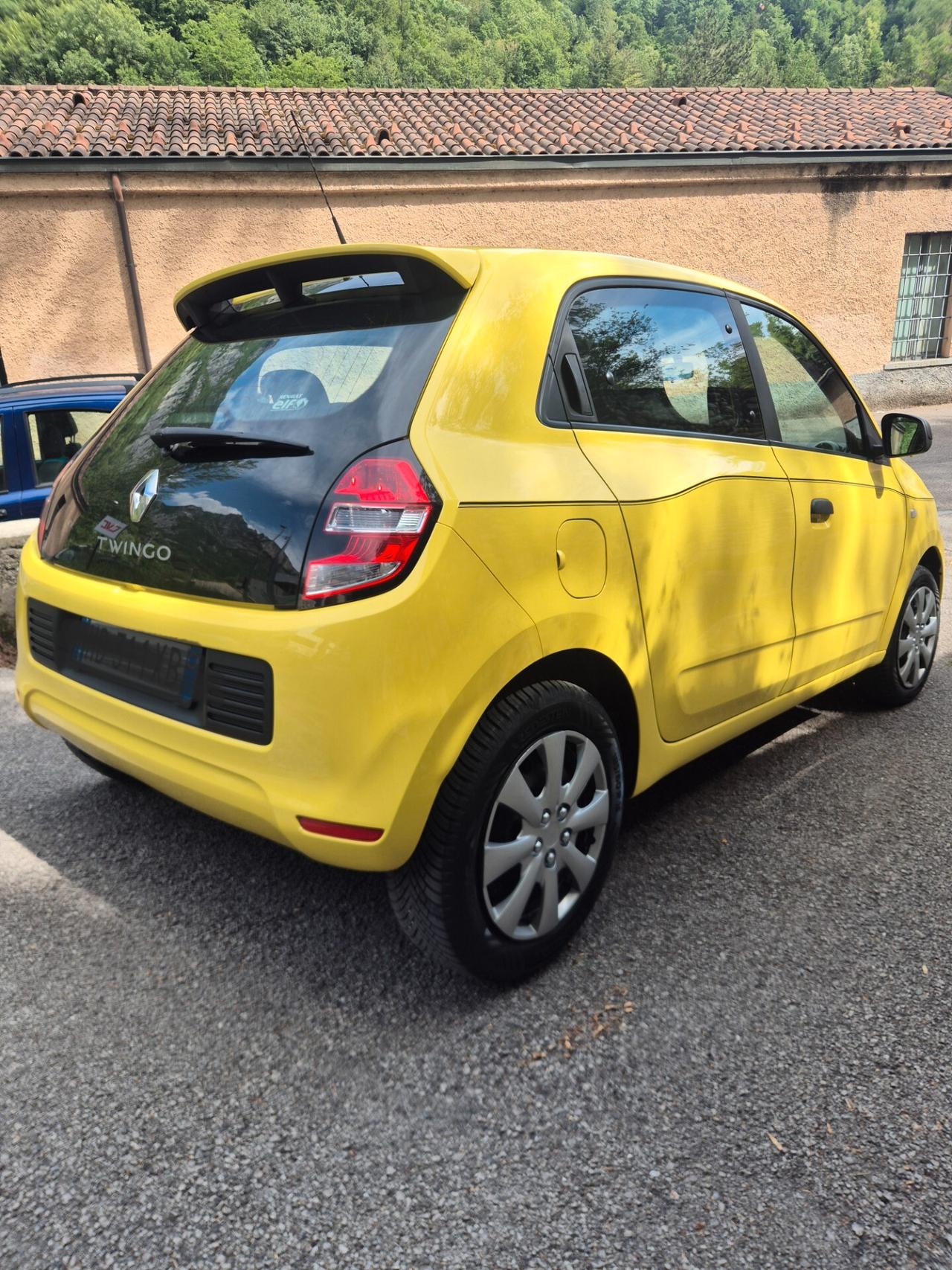 Renault Twingo 1.0 benzina euro 6b neo patentati