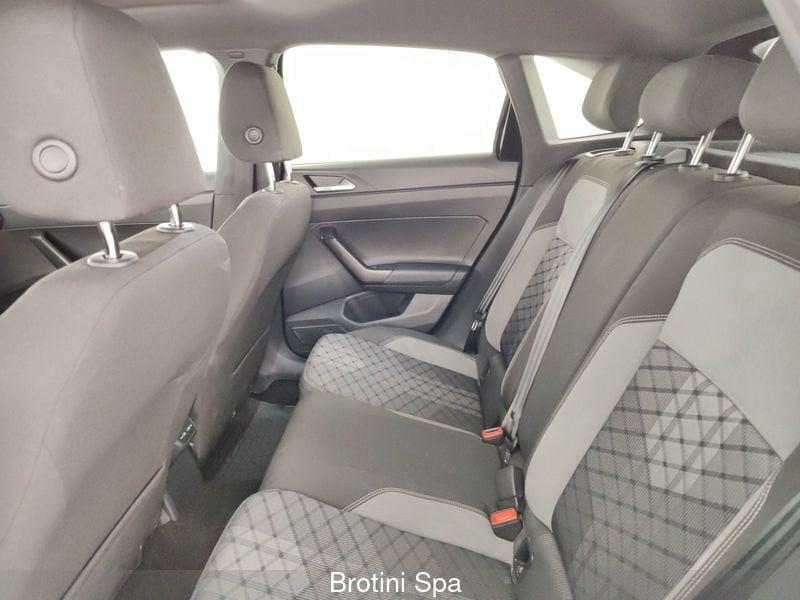 Volkswagen Taigo 1.0 TSI DSG R-Line