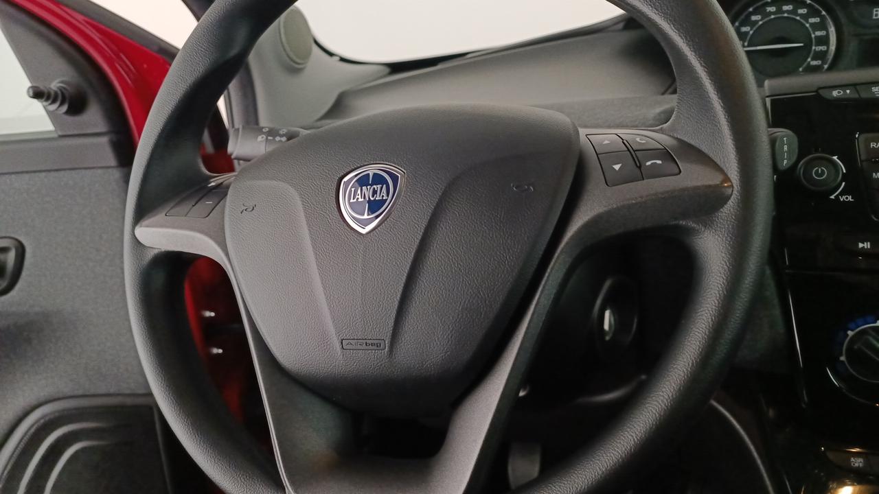 LANCIA Ypsilon III 2021 - Ypsilon 1.0 firefly hybrid Silver s&s 70cv