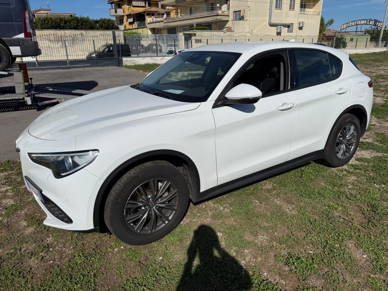 Alfa Romeo Stelvio 2.2 Turbodiesel 190 CV AT8 Q4 Executive