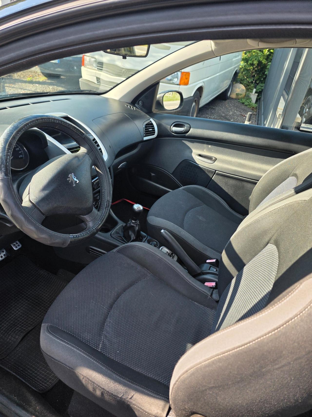 Peugeot 206 Plus 1.1 60CV 3p. ONE Line