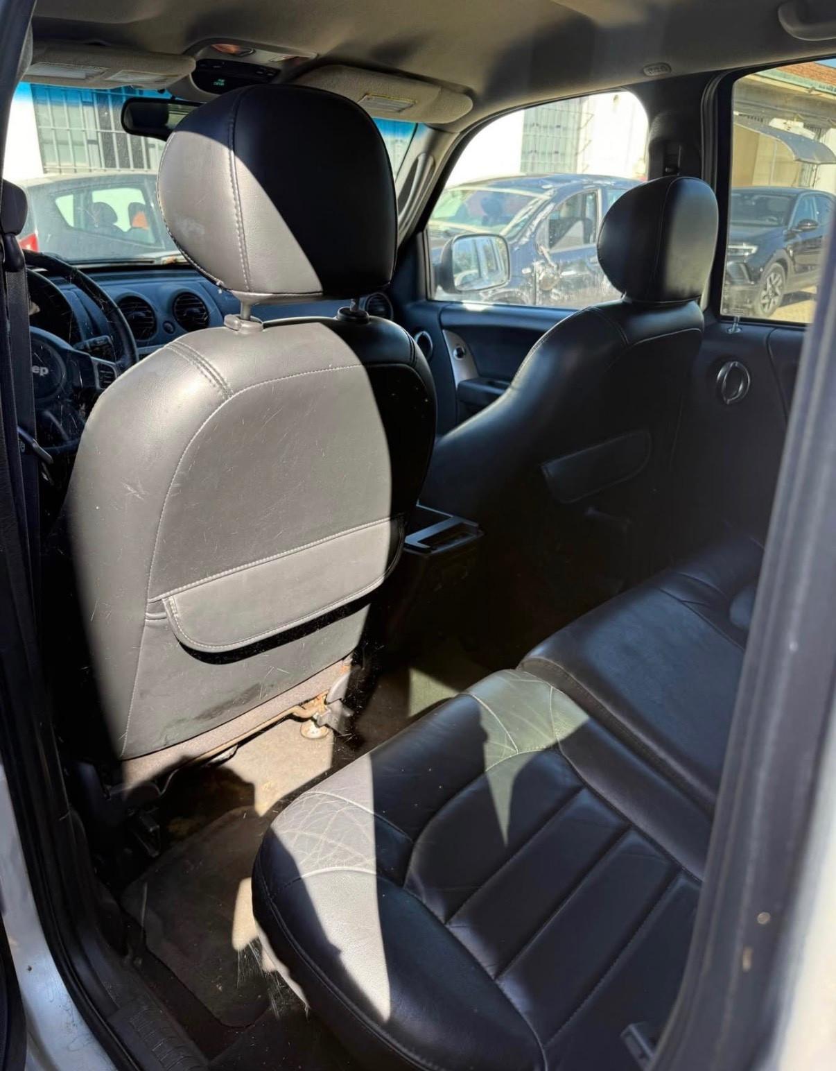 Jeep Cherokee 2.5 CRD Sport