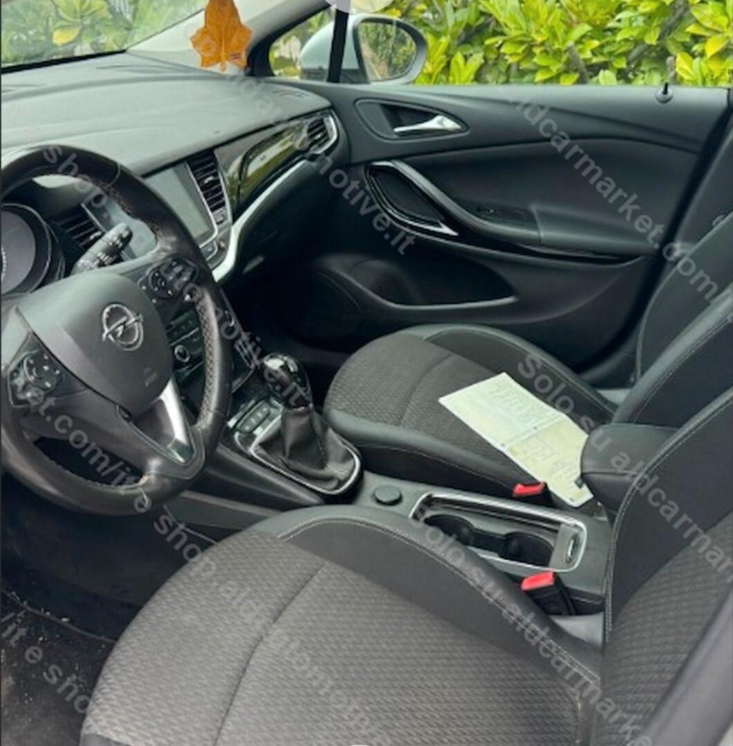 Opel Astra 1.4 Turbo 110cv Innovation 59 mila km Opel Astra 1.4 Turbo 110cv Innovation 59 mila km Metano