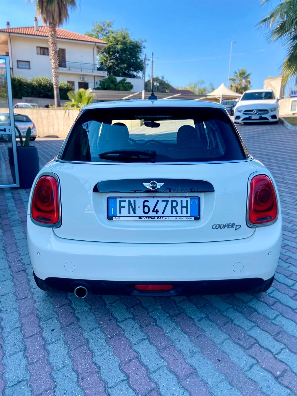 Mini Cooper D 1.5 116cv Hipe 5p