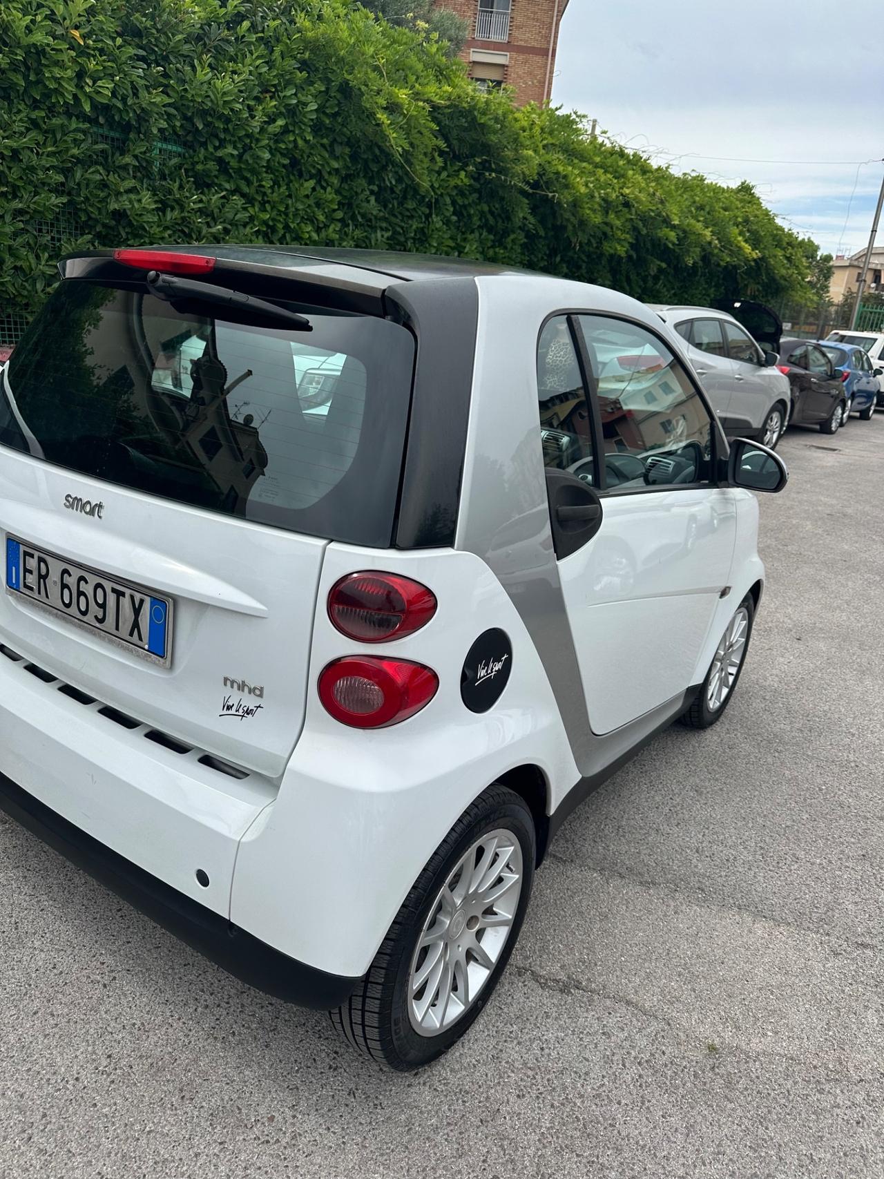 Smart ForTwo 1000 52 kW coupé passion