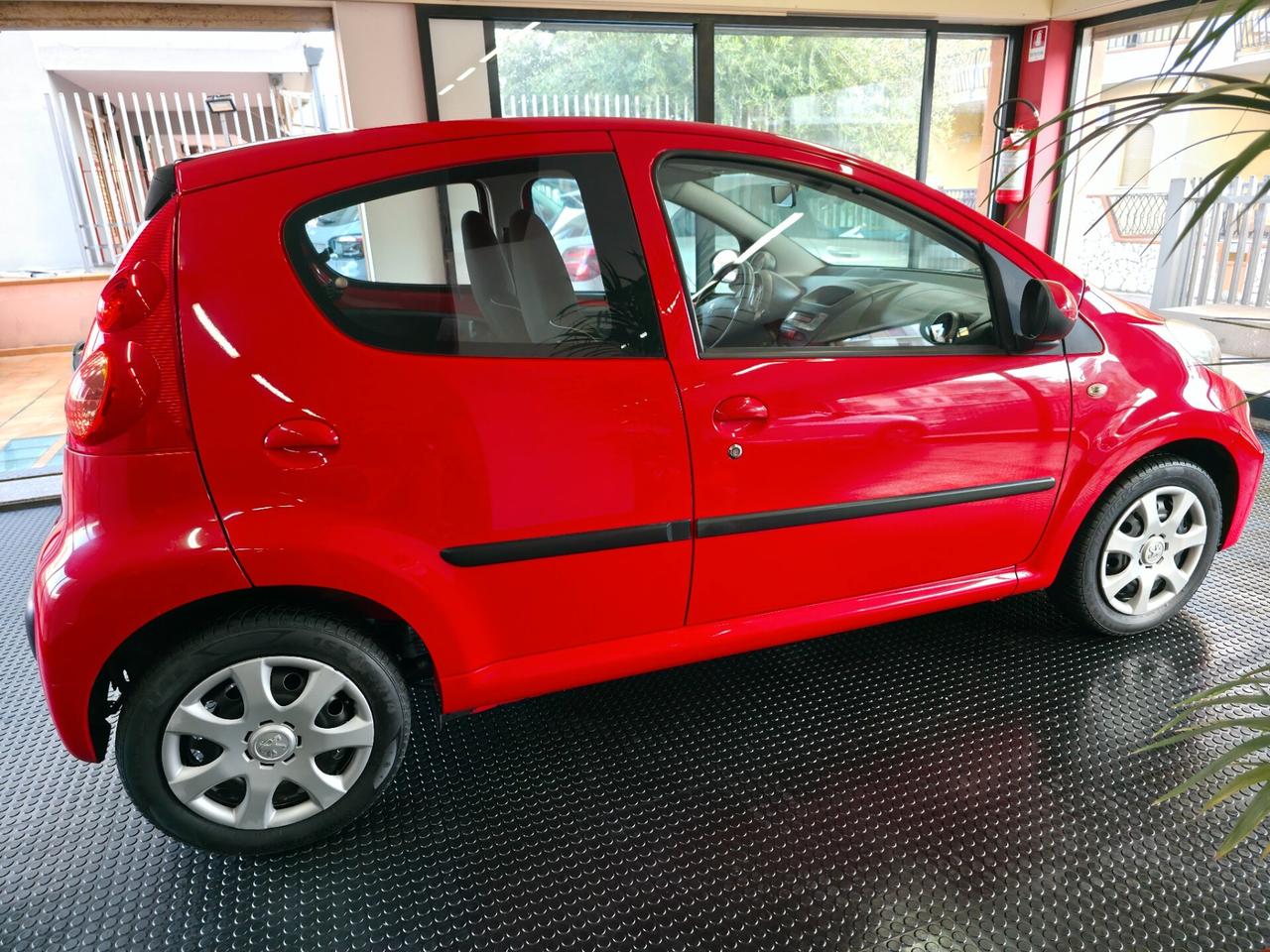 Peugeot 107 1.0 2011 5p UNICOPR TUA A 99€MESE