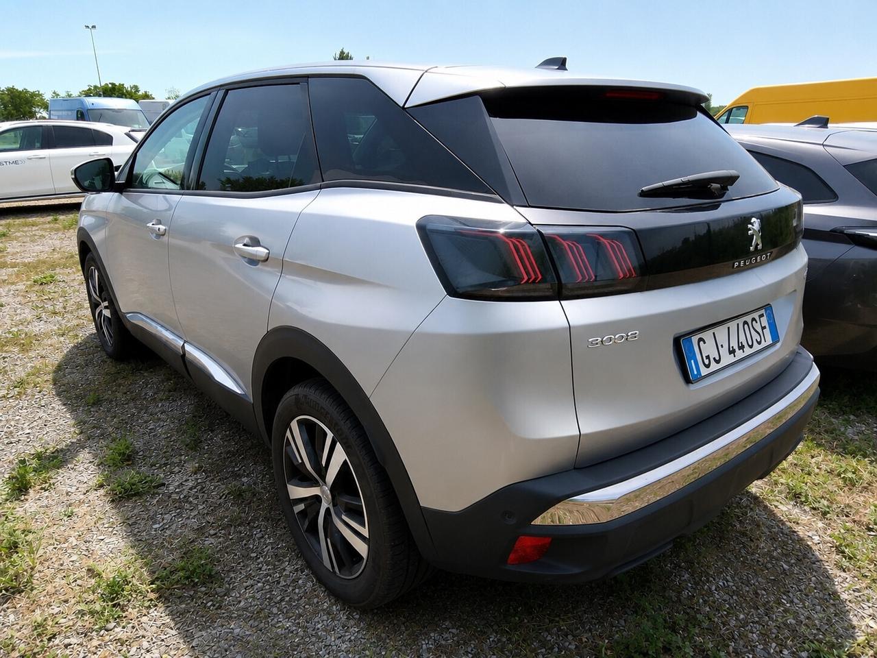 Peugeot 3008 BlueHDi 130 S&S EAT8 Allure