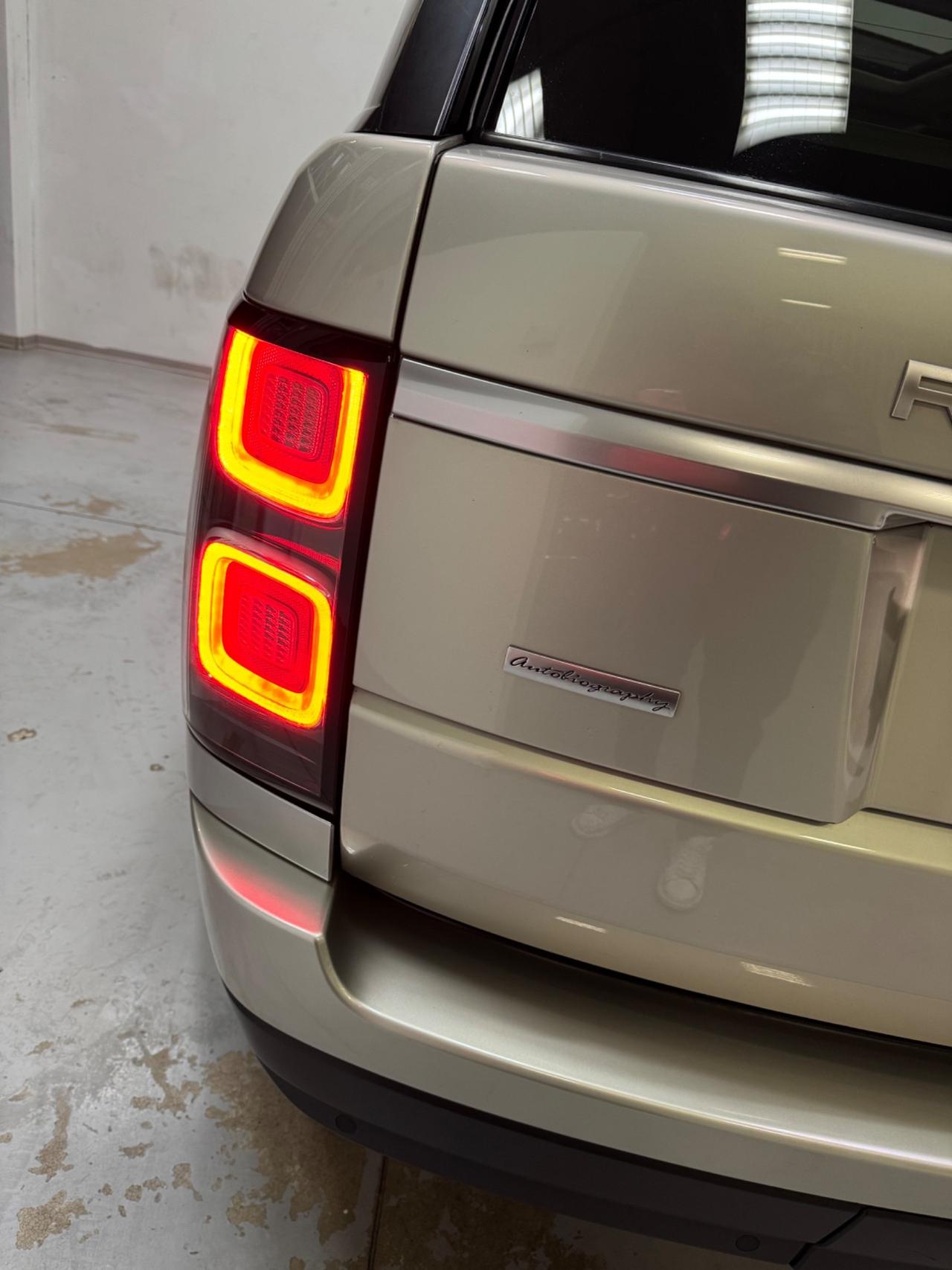 Land Rover Range 4.4 SDV8 Autobiography LWB