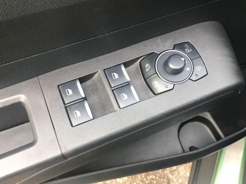 Ford Tourneo Courier 1.0 EcoBoost 125CV Active