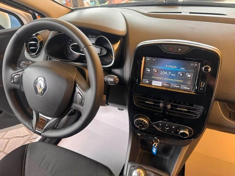 Renault Clio 1.2 75CV GPL 5 porte Costume National
