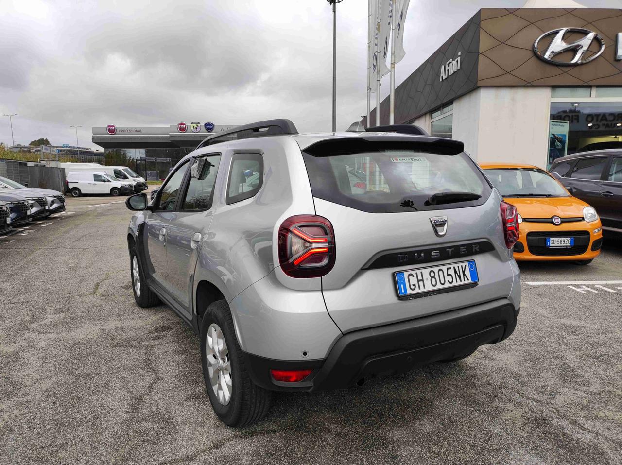 DACIA Duster II 2021 - Duster 1.0 tce Comfort Gpl 4x2 100cv