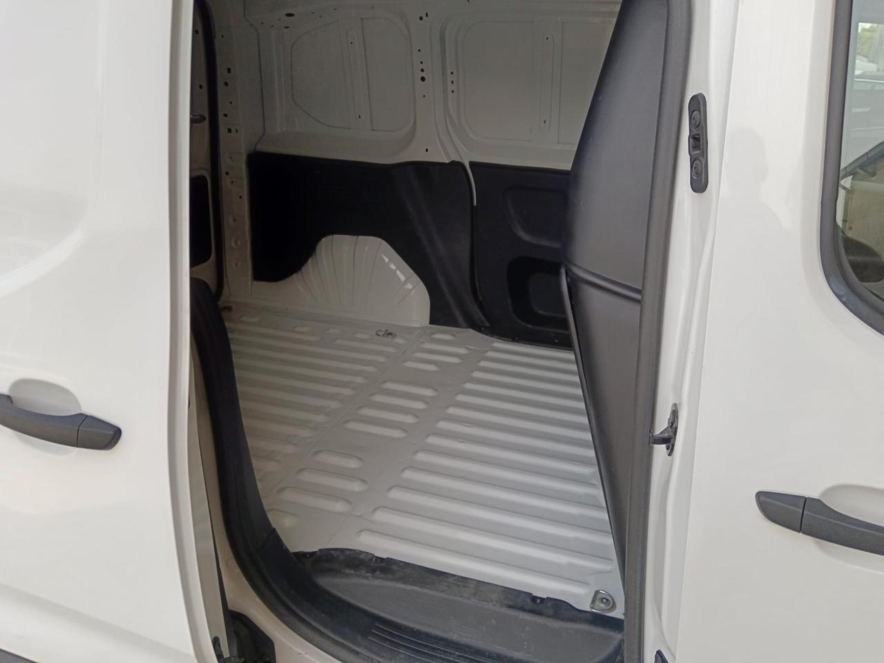 Opel Combo Cargo 1.6 Diesel PC 1000kg