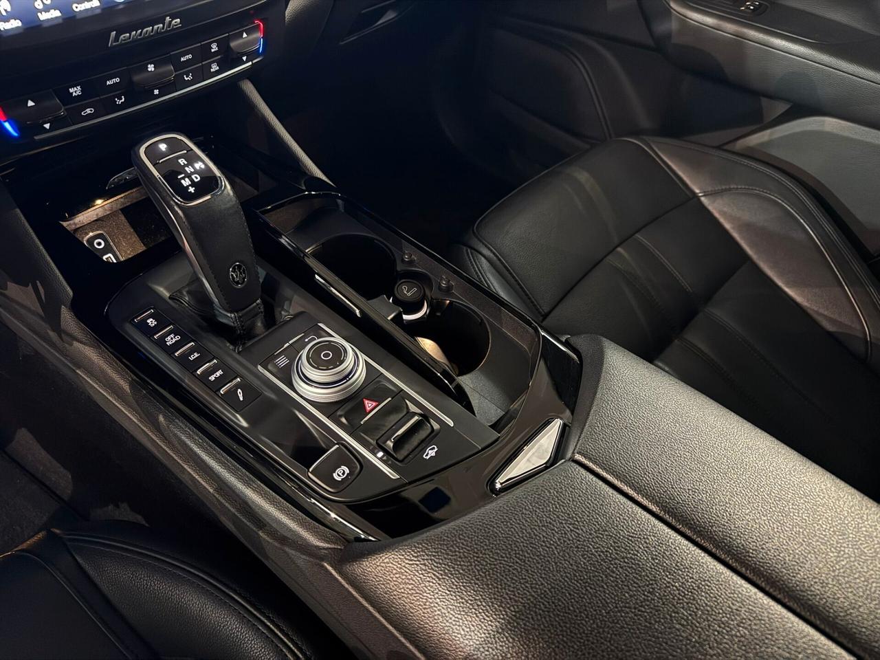 Maserati Levante V6 Diesel 275 CV Q4 Gransport