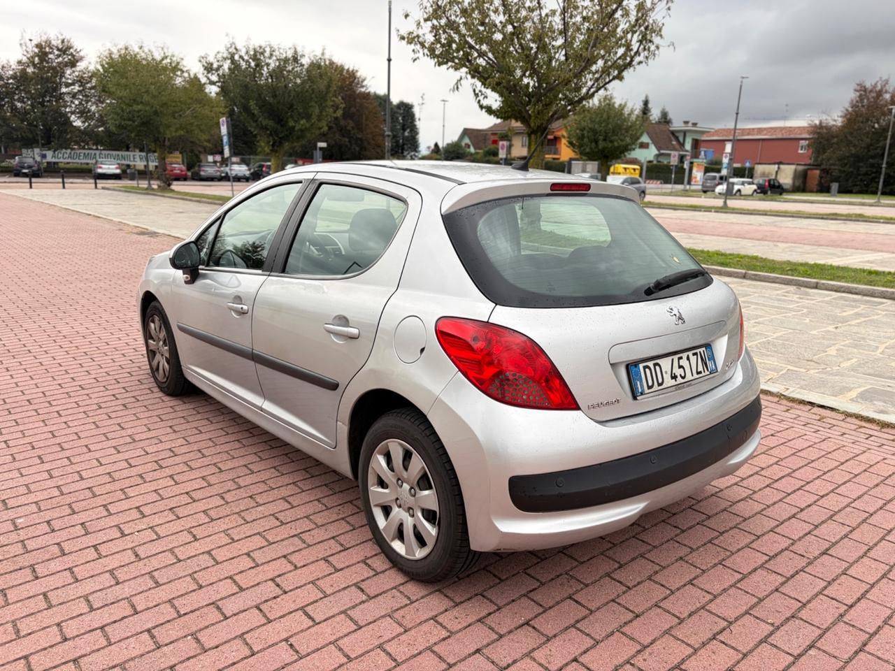 Peugeot 207 1.4 88CV 3p. XS