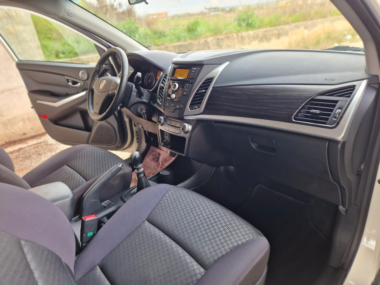 Ssangyong Korando 2.0 e-XDi 149 CV AWD MT Plus