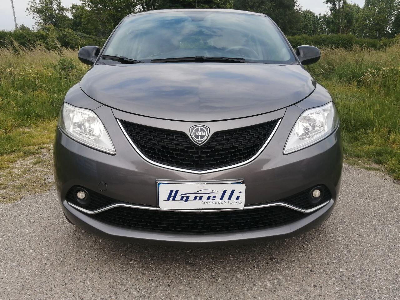 Lancia Ypsilon 1.3 MJT 95 CV 5 porte Gold