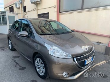 PEUGEOT 208 1400HDi