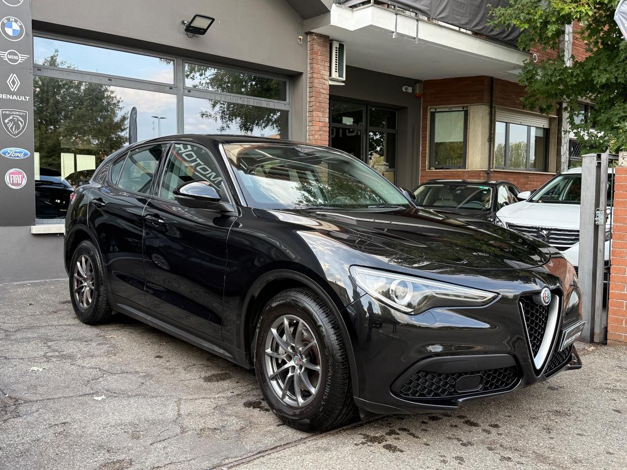 Alfa Romeo Stelvio 2.2 Turbodiesel 160 CV AT8 RWD Business