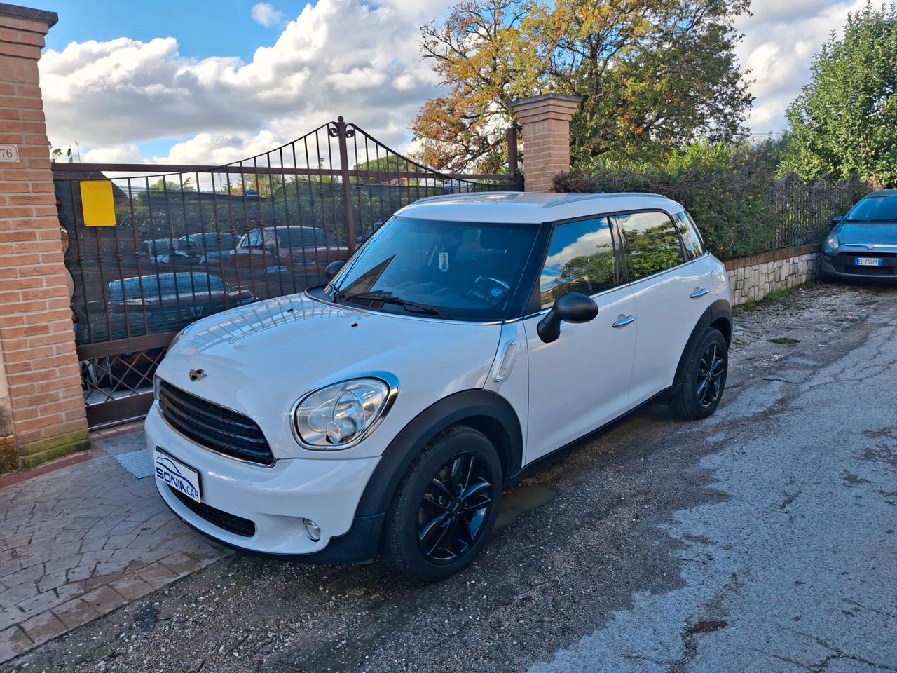 Mini Cooper D Countryman 1.6 adatto neopatentati