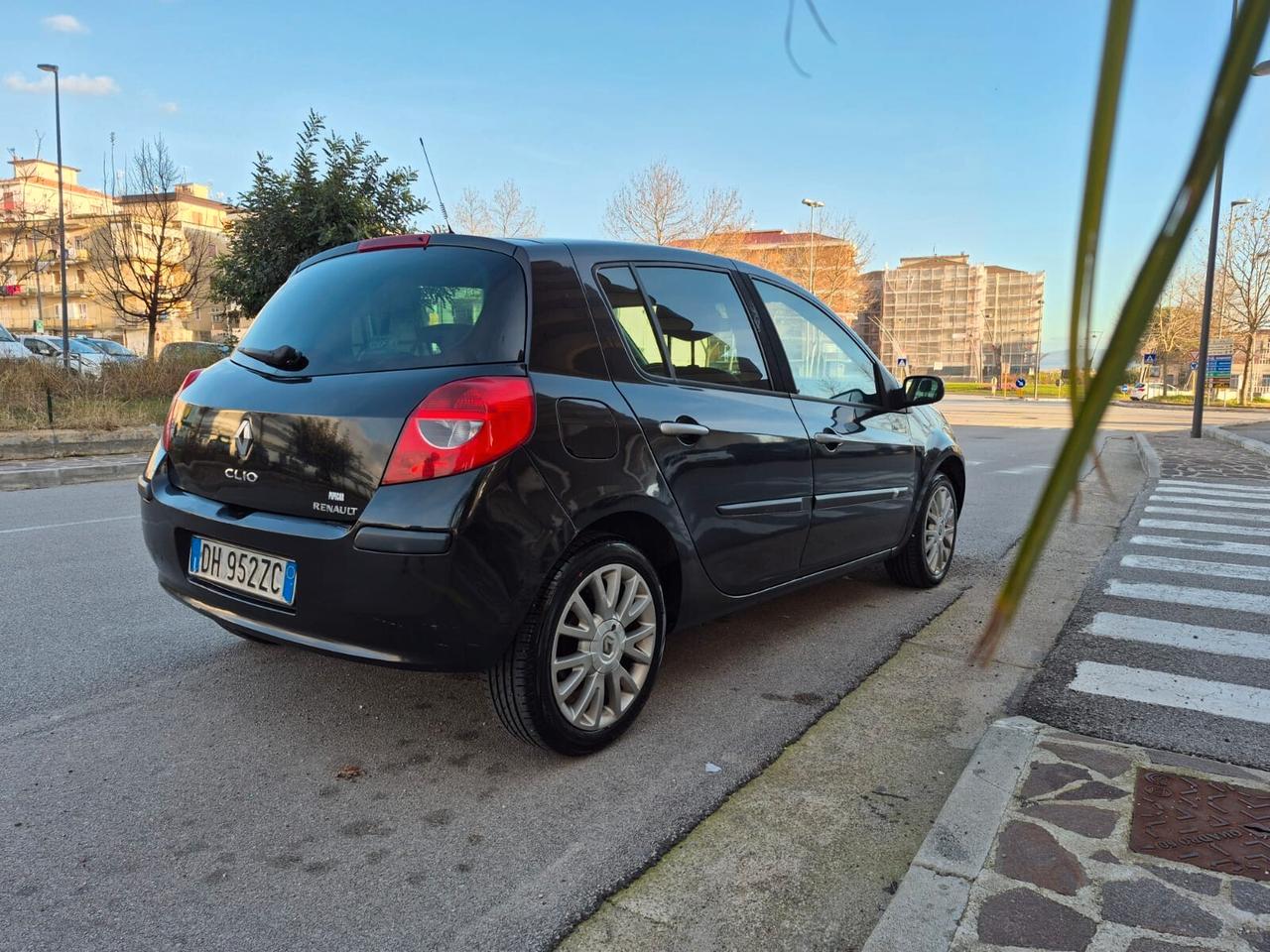 Renault Clio 1.5 dCi 85CV 5 porte Dynamique