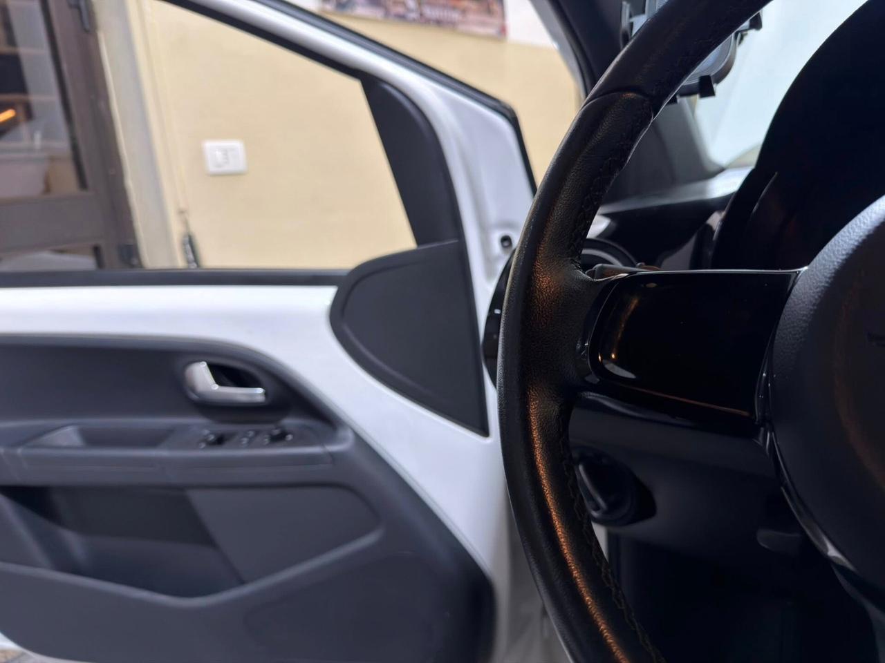 Volkswagen up! 1.0 5p. eco high BlueMotion Technology