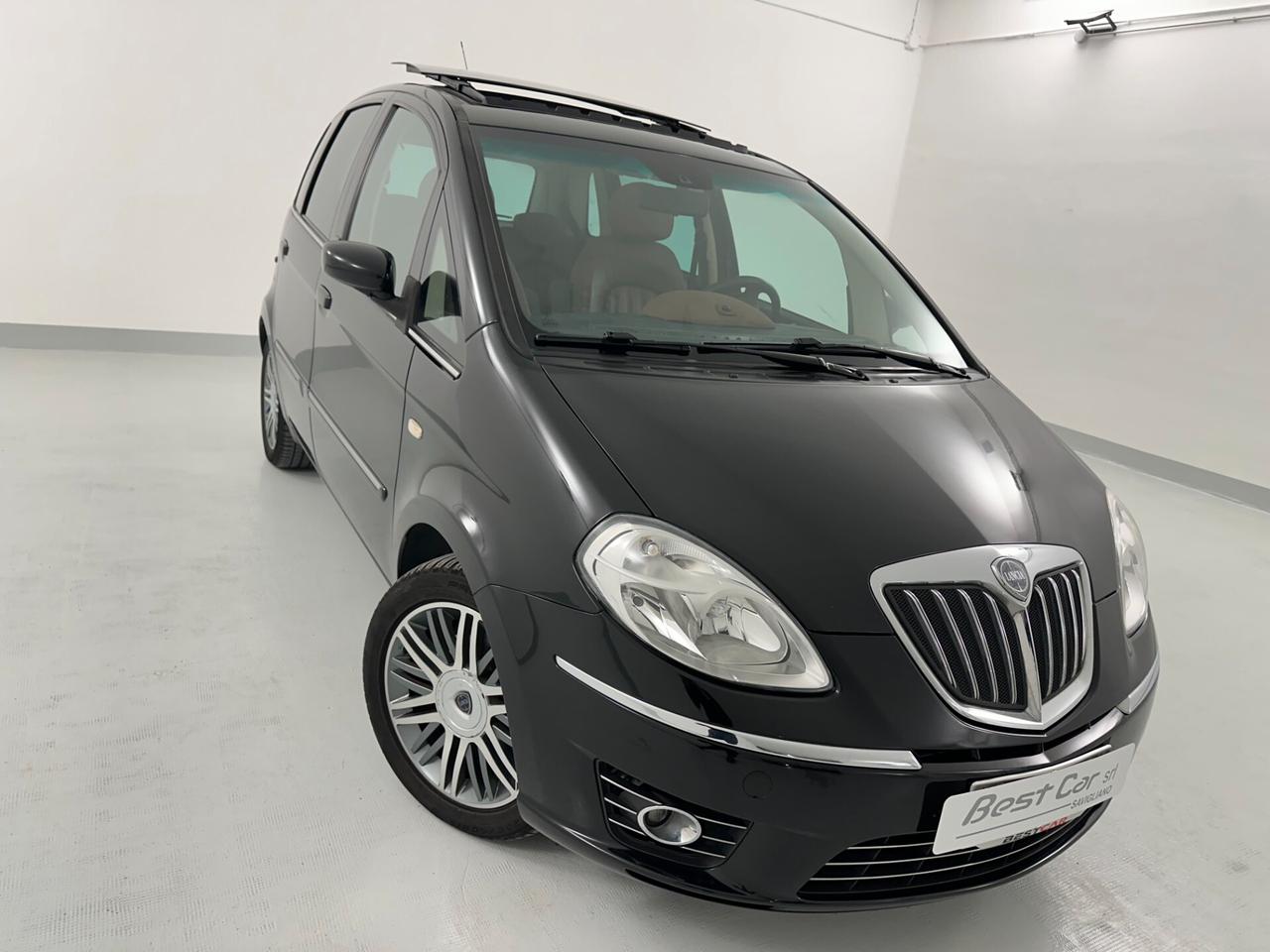 Lancia MUSA 1.6 Multijet Poltrona Frau