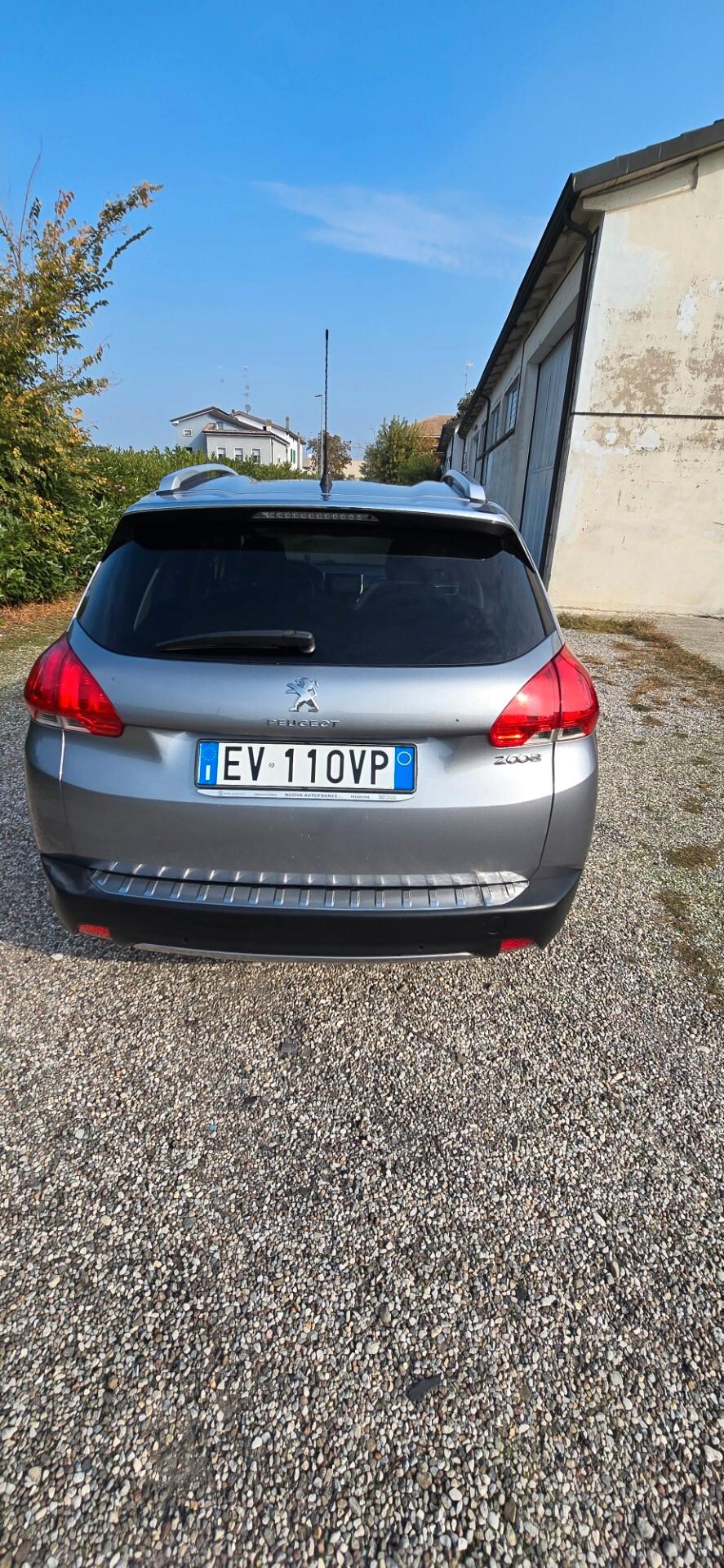 Peugeot 2008 1.6 VTi 120CV Allure