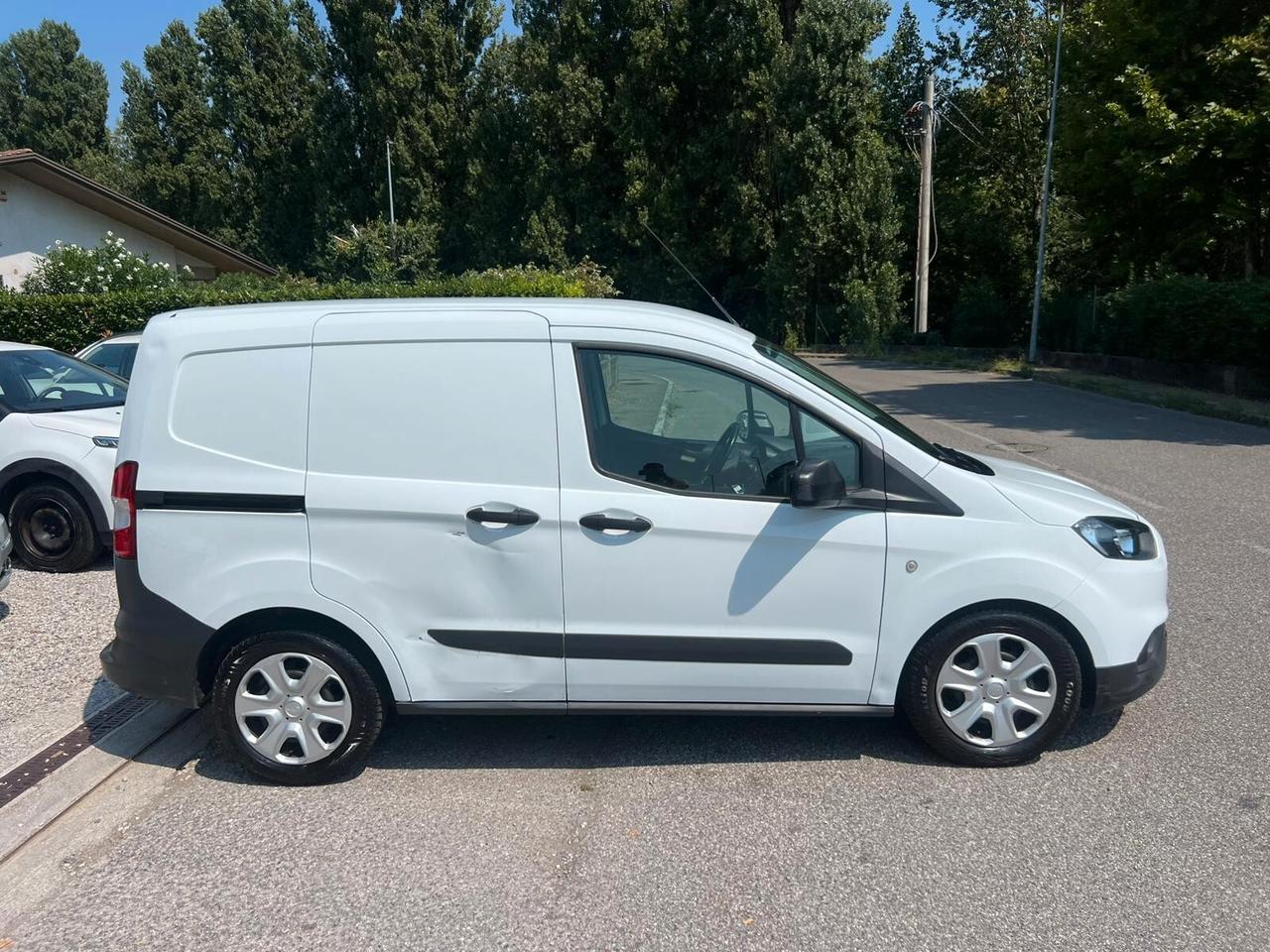 Ford transit corier