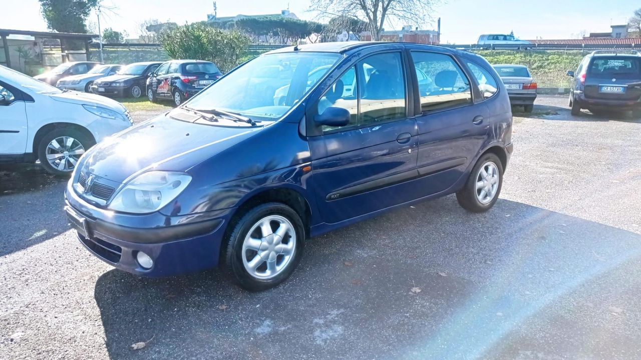 Renault Megane Scenic 1.6 Rxt