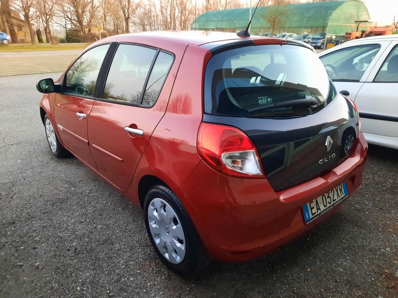 Renault Clio 1.2 16V GPL , BI-COLOR !!! NAVIGATORE !!! OK NEOPATENTATI !!!