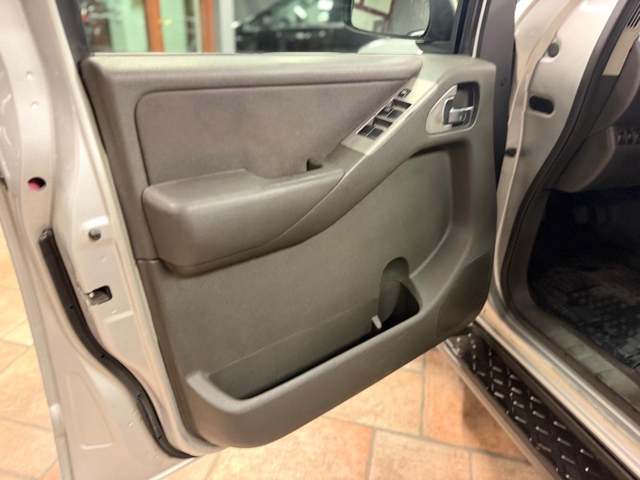 Nissan Pathfinder 2.5 dCi XE Plus