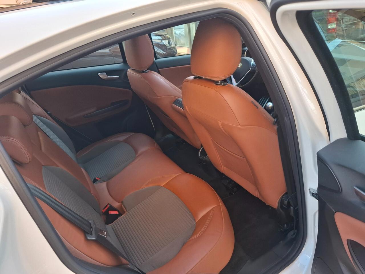 Alfa Romeo Giulietta - 1.6 JTD Pelle Navigazione