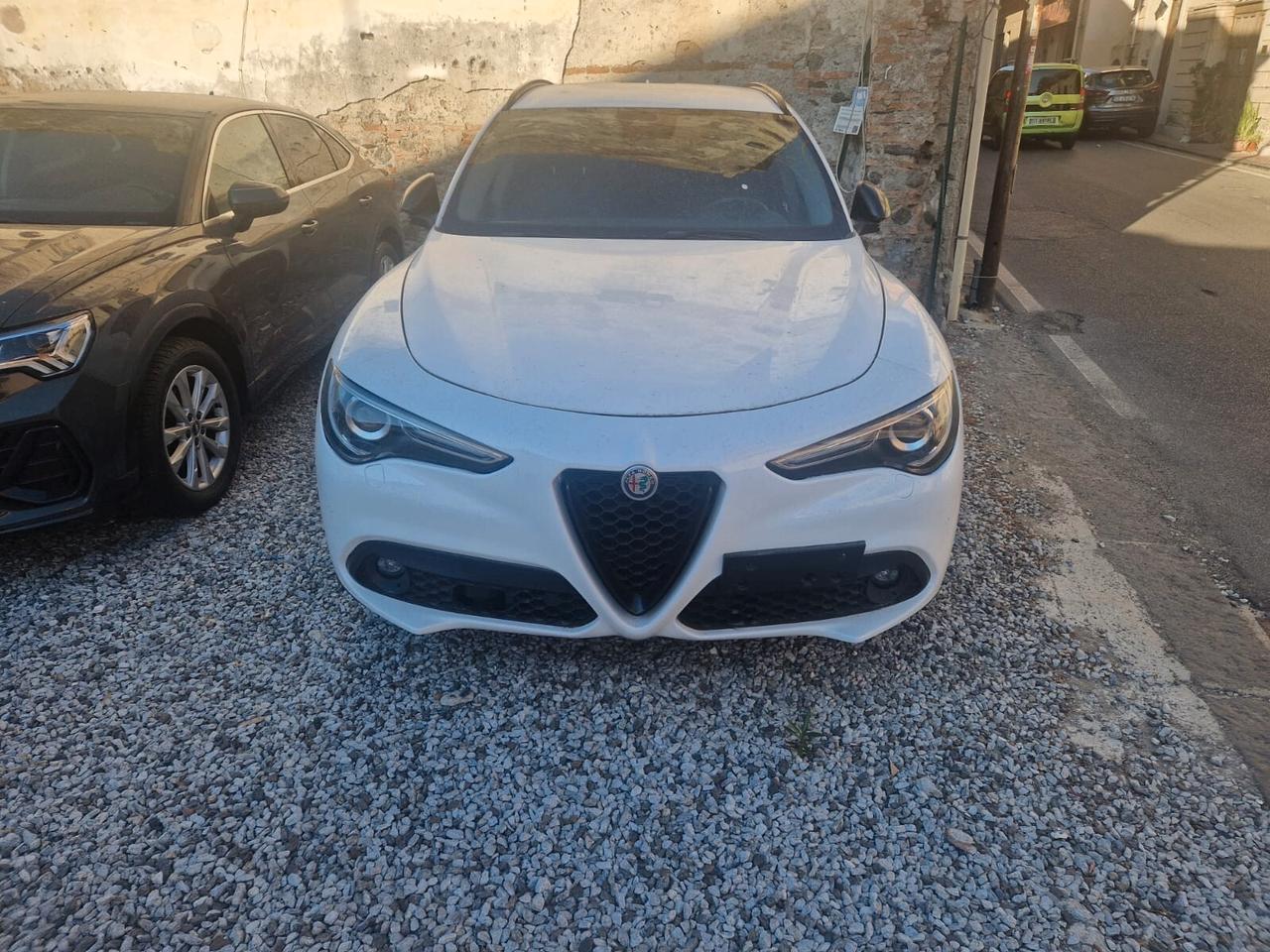 Alfa Romeo Stelvio 2.2 Turbodiesel 190 CV AT8 Q4 Executive
